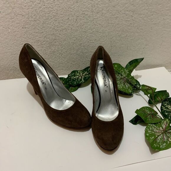 SUPERGA suede brown shoes 3.5” heels size 41 made in Italy - Picture 1 of 8